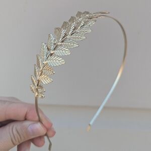 Gold laurel leaf headband